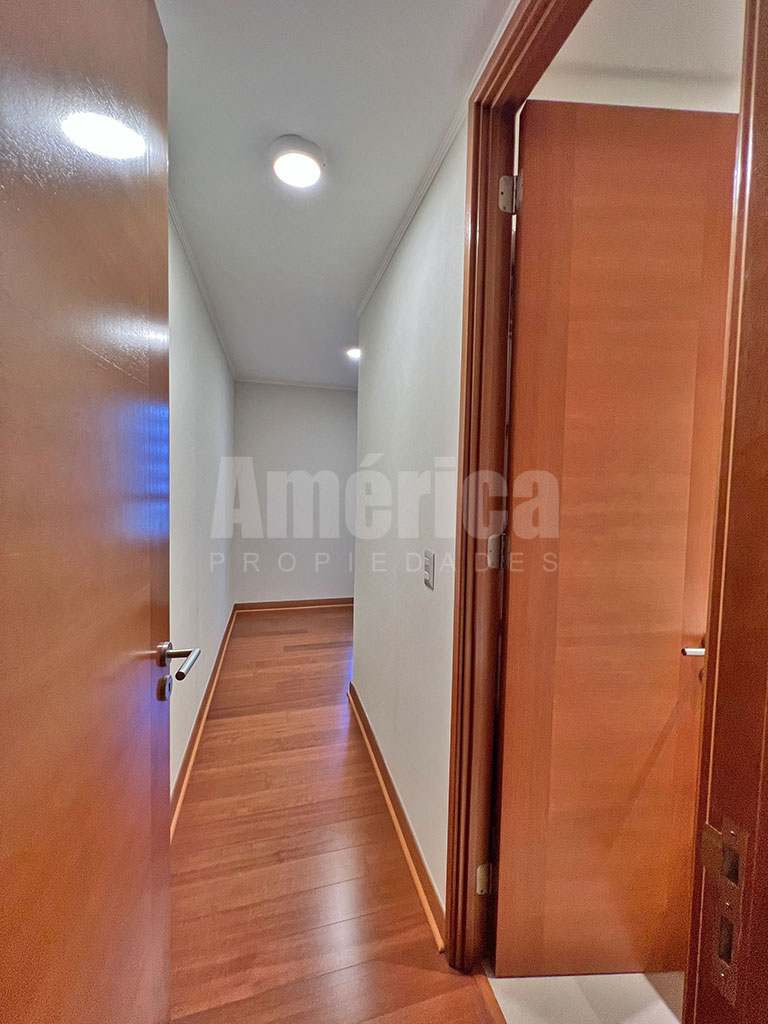 Depto  en Venta, 4 dormitorios